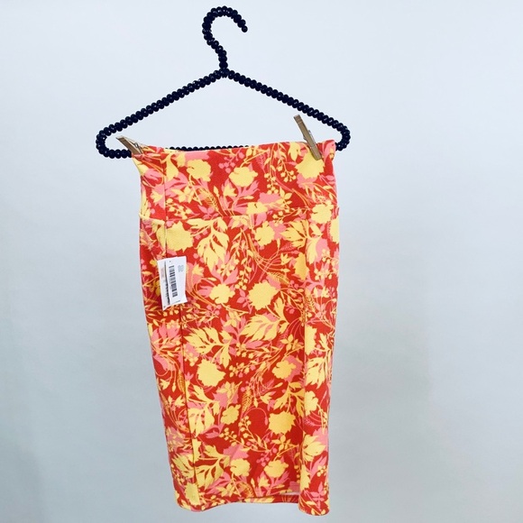 LuLaRoe Dresses & Skirts - Lularoe Cassie xs